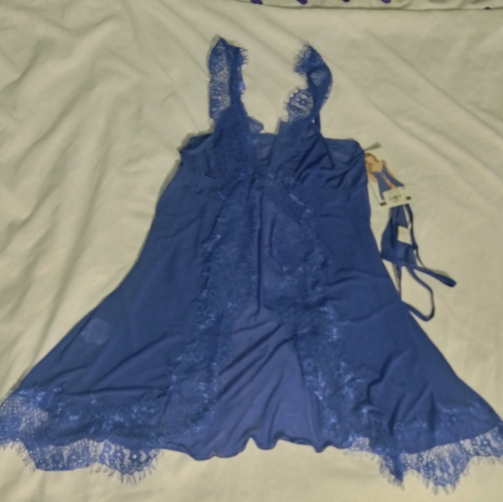 Fly away chemise